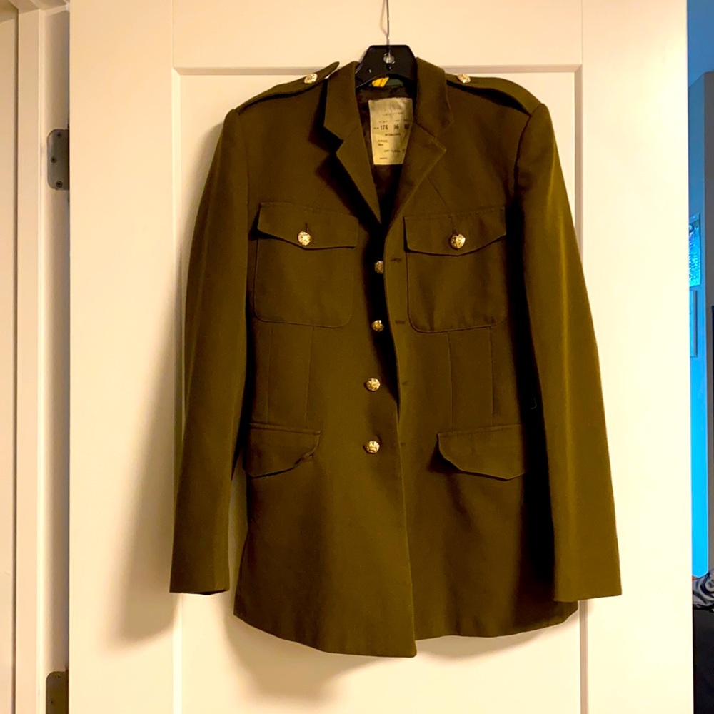 Jacket / Coat